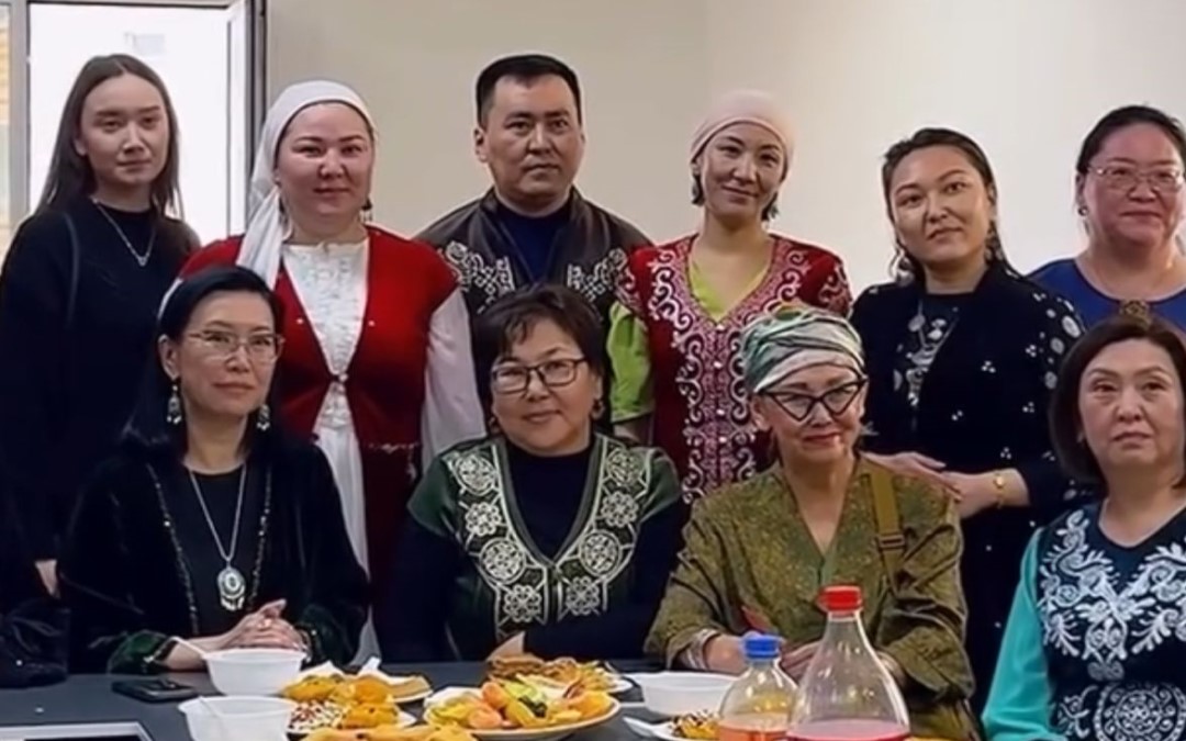 С праздником Наурыз!